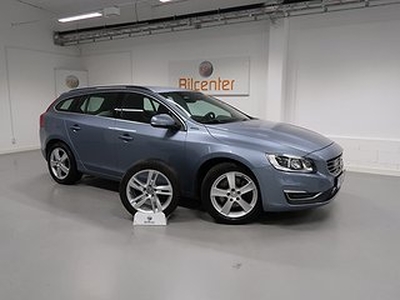 Volvo V60 *HÖSTKAMPANJ* D5 Plug-in Hybrid AWD Classic Drag-Navi-Värmare