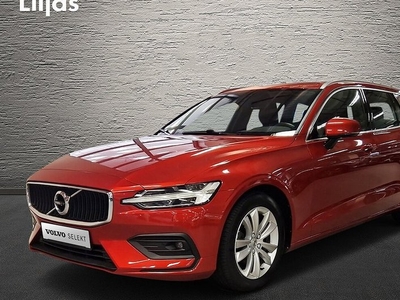 Volvo V60B4 Bensin Momentum Advanced Edition 2021, Kombi