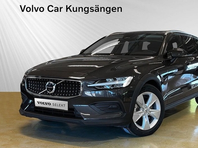 Volvo V60Cross Country B4 AWD Diesel Core 2023, Kombi