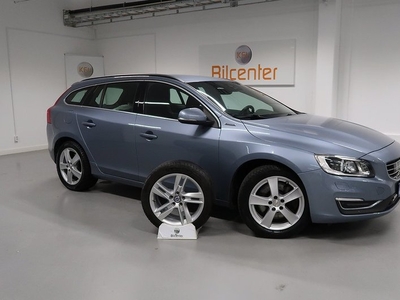 Volvo V60HÖST D5 Plug-in Hybrid AWD Classic Drag-Navi-Värmare 2018, Kombi