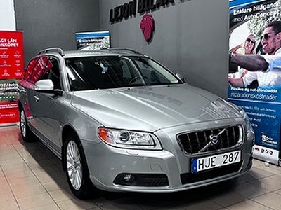 Volvo V70 2.5T Momentum 2-Ägare