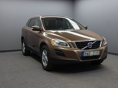 Volvo XC60 D5 AWD Summum 215hk Drag Värmare VOC Kurvljus