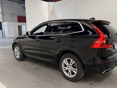 Volvo XC60D4 AWD R-Design D-Värm Bowers & Wilkins Skinn VOC 2018, SUV