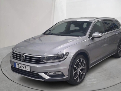 VW Passat Alltrack 2.0 TDI Sportscombi 4MOTION (240hk)