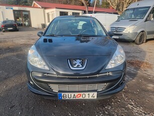 Peugeot 206+ 5-dörrars 1.4 / KAMREM BYTT / S+V DÄCK