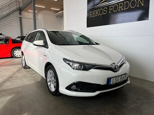 Toyota Auris Touring Sports Hybrid e-CVT, 136hk Active