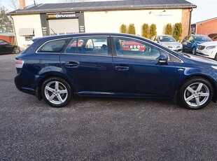 Toyota Avensis 2.2 D-4D Business Aut/ Drag