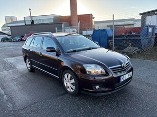 Toyota Avensis Kombi 2.0 VVT-i 147hk