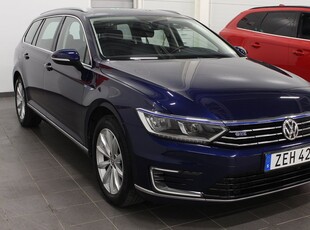 Volkswagen Passat Variant GTE 1.4 TSI Kamera Drag Värmare