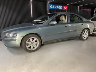 Volvo S60 2.4T Business. En ägare. Från 295:-/mån