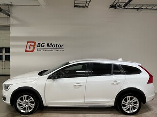 Volvo V60 Cross Country D4 AWD Aut Momentum 190hk Värm/Drag