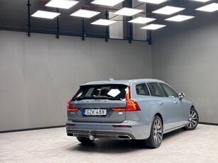 Volvo V60 Recharge T6 AWD / Drag / Navi / Carplay / Keyless