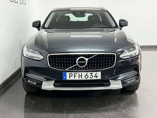 Volvo V90 Cross Country D5 AWD Inscription Pro/ Värmare/Drag