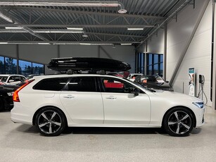 Volvo V90 Recharge T8 AWD R-Design Panorama Takbox BLIS Eu6