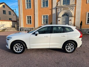 Volvo XC60 T5 AWD Advanced Edition, Momentum