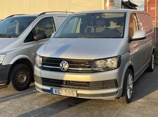 VW Transporter T6 2.0 TDI BMT Skåp (150hk)