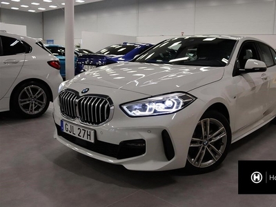 BMW 118Aut M-Sport LED PDC BSI Re-Lease 2021, Halvkombi