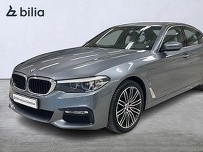 BMW 530e iPerformance Sedan Aut M-Sport | Backkamera | Rattvärme | H&K