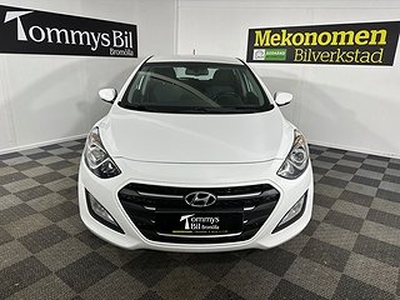 Hyundai i30 5-dörrar 1.6 CRDi/RATTVÄRME/BRA SKICK/NYSERVAD