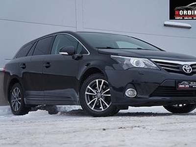 Toyota Avensis | Kombi 2.0 D-4D | Dieselvärmare | B-Kamera |