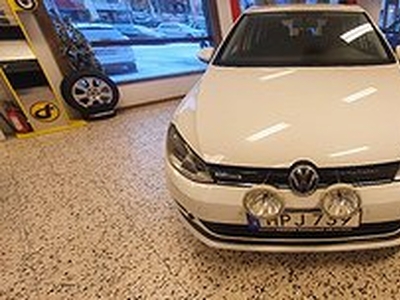 Volkswagen Golf 5-dörrar 1.4 TGI CNG Style Euro 6 110hk ( En Ägare )