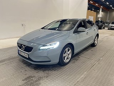 Volvo V40 D2 120hk Momentum VOC Värmare Sensorer BLIS Drag