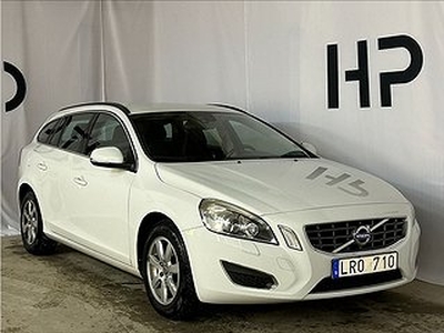 Volvo V60 T3 Momentum 150hk Drag PDC K-rem bytt