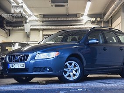 Volvo V70 2.4D Geartronic/Momentum/Drag/Värmare/Nybesiktigad