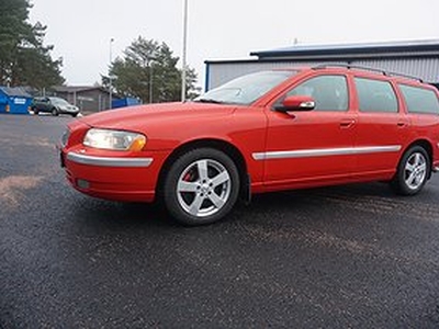 Volvo V70 2.5T 4 AWD Summum, Nyservad, 2 ägare