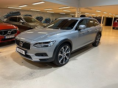 Volvo V90 Cross Country B5 AWD Ultimate Panorama H/K 360 21