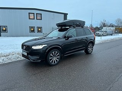 Volvo XC90 B5 AWD R-Design FULLUTR! 7-sits! Avlyftbar moms!