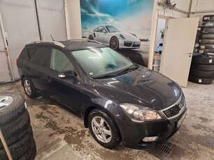 Kia CEED 1.6 CRD ECO En Ägare 11000 Mil Euro 5