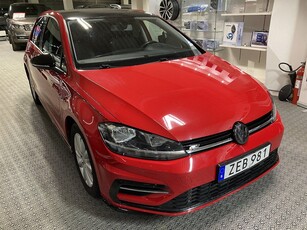 Volkswagen Golf 1.0 TSI (110hk) R LINE Svensksåld