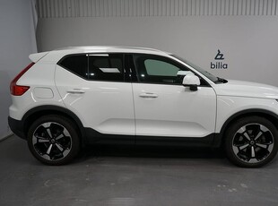 Volvo XC40 T4 AWD Momentum Advanced Edition