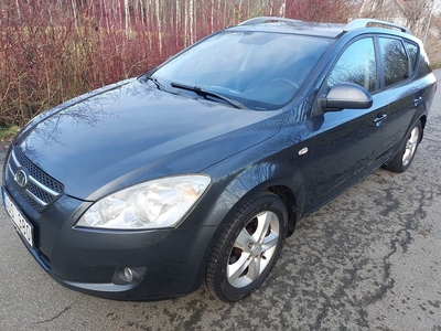 Kia CEED cee'd_sw 1.6 CRDi