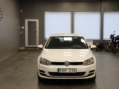 Volkswagen Golf 5-dörrar 1.2 TSI BlueMotion Backkamera Nyservad