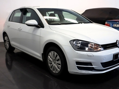 Volkswagen Golf 5-dörrar 1.2 TSI Style Backkamera 105hk