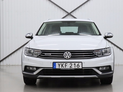 Volkswagen Passat Alltrack 2.0 TDI 4M Värmare CarPlay Drag 190hk