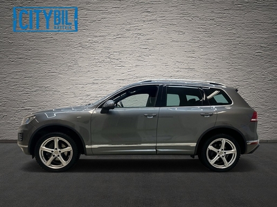 Volkswagen Touareg 3.0 V6 TDI 262hk 4M R-Line Drag+Värmare