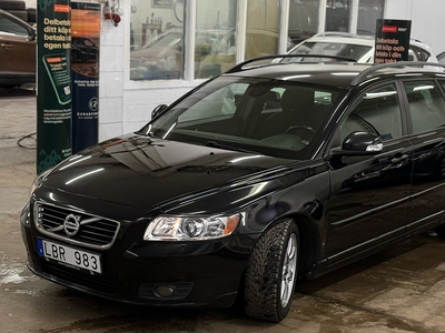 Volvo V50 D2 Momentum Dragkrok