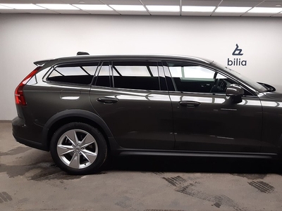 Volvo V60 Cross Country B4 AWD Diesel Adv Edt