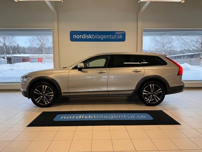 Volvo V90 Cross Country D4 190hk Aut AWD Momentum *VOC Drag*