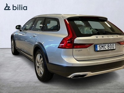 Volvo V90 Cross Country D4 AWD MOMENTUM EDITION V-HJUL