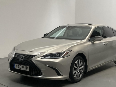 Lexus ES 300h (218hk)