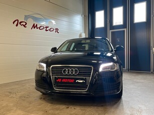 Audi A3 Sportback 1.6 TDI Attraction, *Drag* *CarPlay*