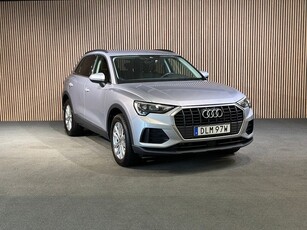 Audi Q3 45 TFSI e S Tronic plug-in hybrid | MOMS | Apple carplay | förar