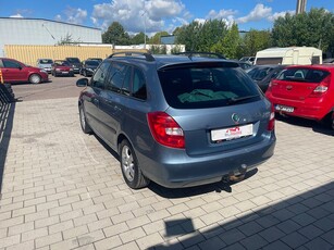 Skoda Fabia Kombi 1.6 TDI 90 hk NYSERVAD NYBESIKT 1 BRUKARE