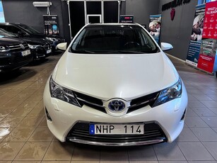 Toyota Auris Hybrid e-CVT Executive Euro 5 136hk 3-Ägare