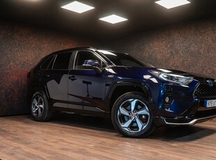 Toyota RAV4 Plug-in Hybrid E-CVT | Launch Edition | MOMS | Drag