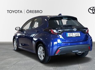 Toyota Yaris Hybrid Komfortpaket p-sensorer f&b V-hjul